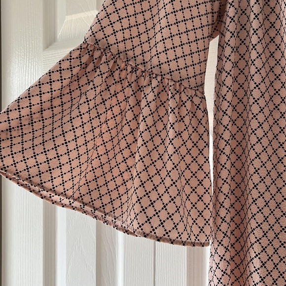 Elle Polka Dot Blouse - Picture 4 of 8